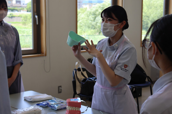 弘前学院大学のユニフォーム