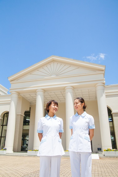 敦賀市立看護大学のユニフォーム