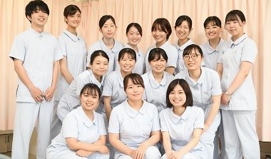 千葉県立保健医療大学のユニフォーム
